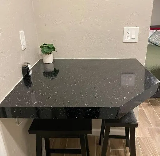 Apartamento New Midtown With Full Kitchen *