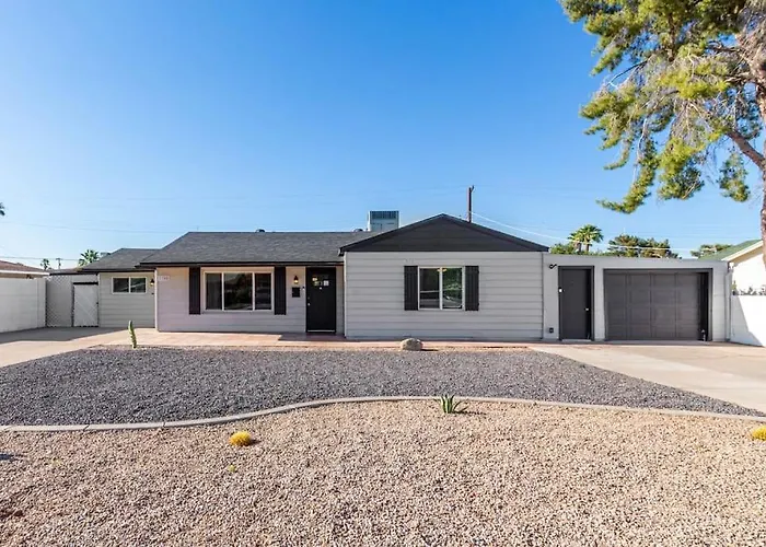New Midtown With Full Kitchen * Phoenix