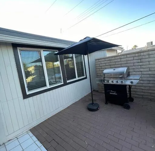 New Midtown With Full Kitchen *